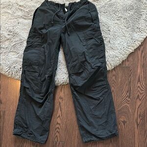 TNA black cargo pants XS